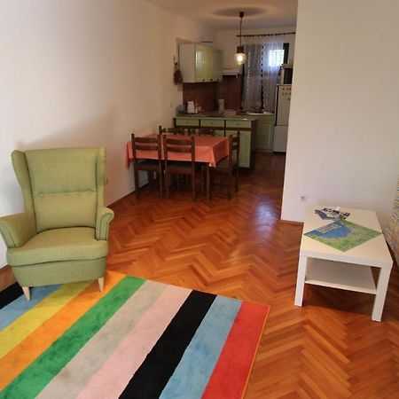 Apartment Gita Malinska Kültér fotó