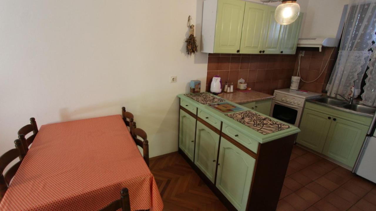 Apartment Gita Malinska Kültér fotó