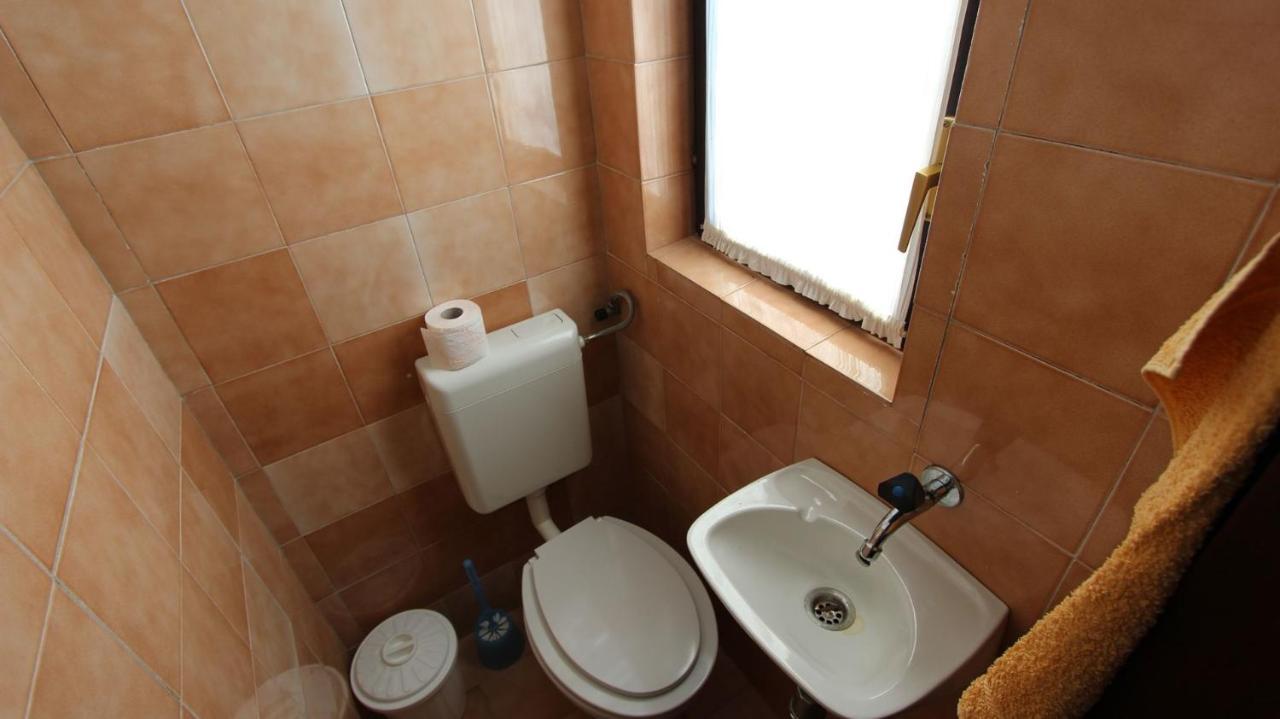 Apartment Gita Malinska Kültér fotó